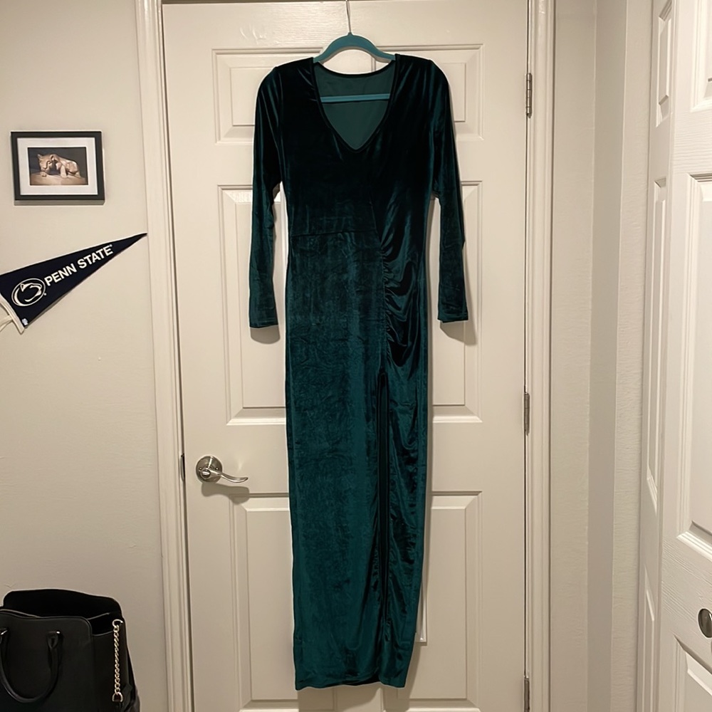 Long Sleeve Velvet Dress: Size L